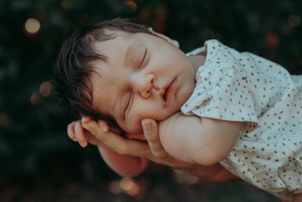 Leistungen Babyschlafcoaching Glücklich Schlafen Baby schläft friedlich